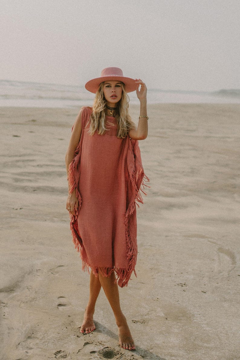 Rosa Gudinna Poncho Klänning ∆ Boho Festivalkläder Sommartunika Strandklänning ∆ Loungeklänning ∆ Hållbar Plus Size Klänning / Rosa bild 14
