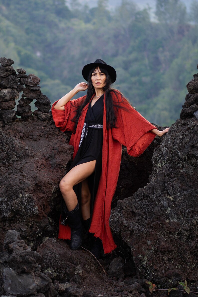Bata kimono de algodón crudo ∆ Chaqueta cruzada tipo cárdigan bohemio ∆ Vestido maxi bohemio ∆ Top gitano de estilo tribal ∆ Vestido playero Miami Long Beach / Ocre rojo imagen 10