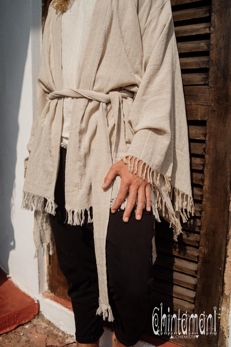 Beige katoenen kimono ∆ Boho kleding voor heren ∆ Hippie kimono vest ∆ Asymmetrische tuniek ∆ Jedi-gewaad ∆ Boho festival cyberpunk outfit afbeelding 5