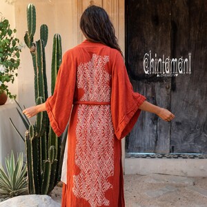 Bata kimono de algodón crudo ∆ Chaqueta cruzada tipo cárdigan bohemio ∆ Vestido maxi bohemio ∆ Top gitano de estilo tribal ∆ Vestido playero Miami Long Beach / Ocre rojo imagen 3