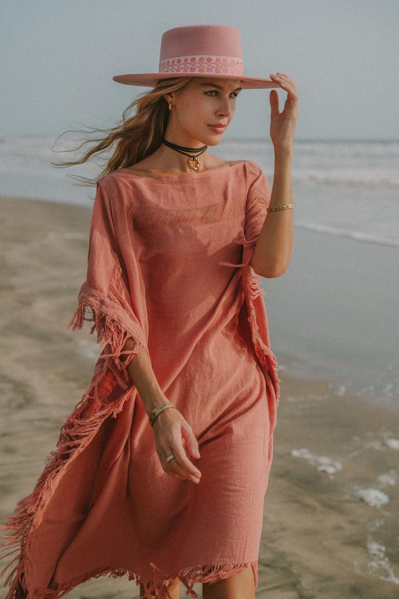 Rosa Gudinna Poncho Klänning ∆ Boho Festivalkläder Sommartunika Strandklänning ∆ Loungeklänning ∆ Hållbar Plus Size Klänning / Rosa bild 19