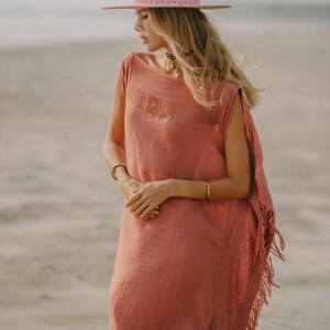 Rosa Gudinna Poncho Klänning ∆ Boho Festivalkläder Sommartunika Strandklänning ∆ Loungeklänning ∆ Hållbar Plus Size Klänning / Rosa bild 11