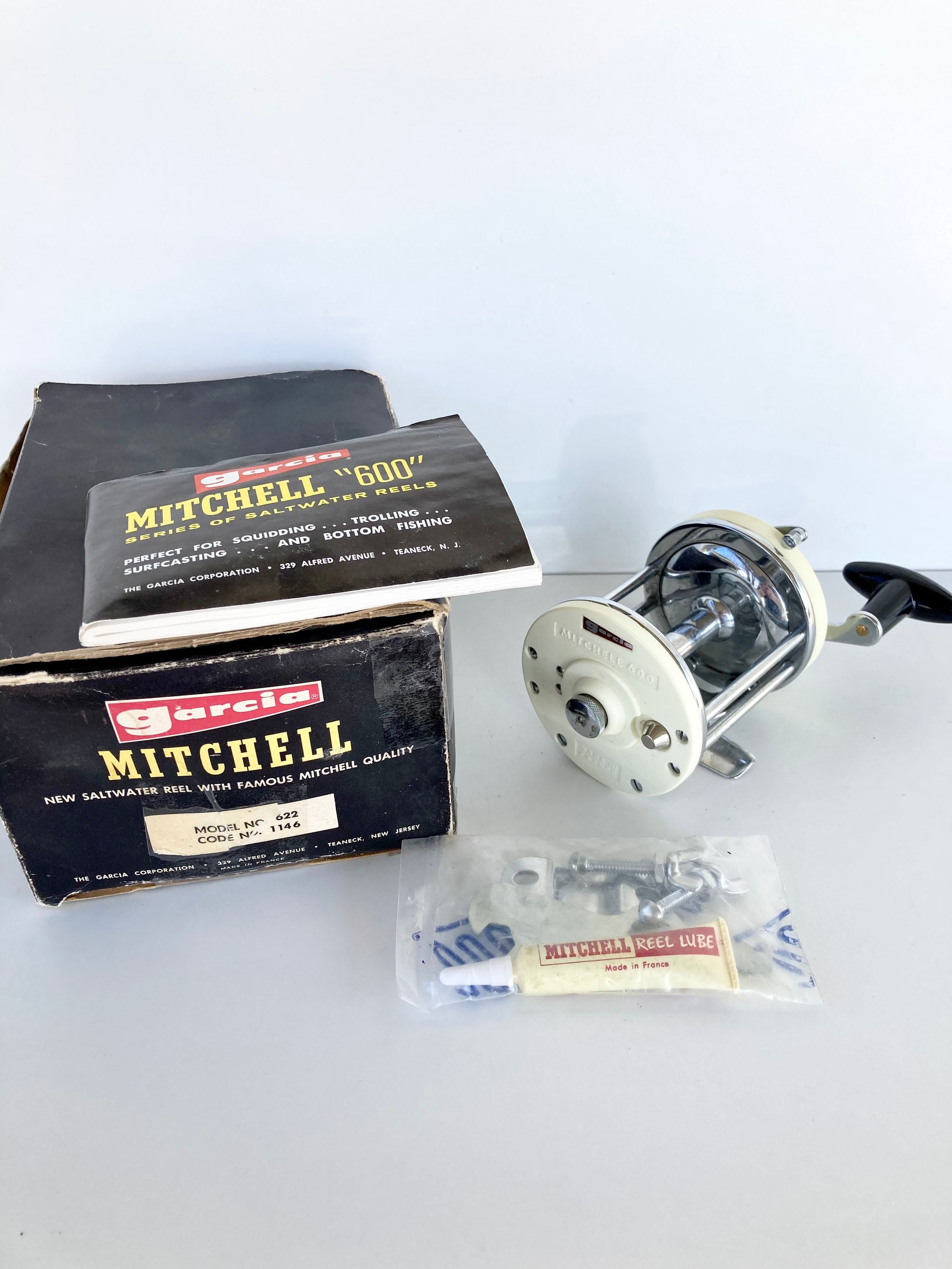 Vintage Ocean City Imperial 910 Fishing Reel With Box and Papers