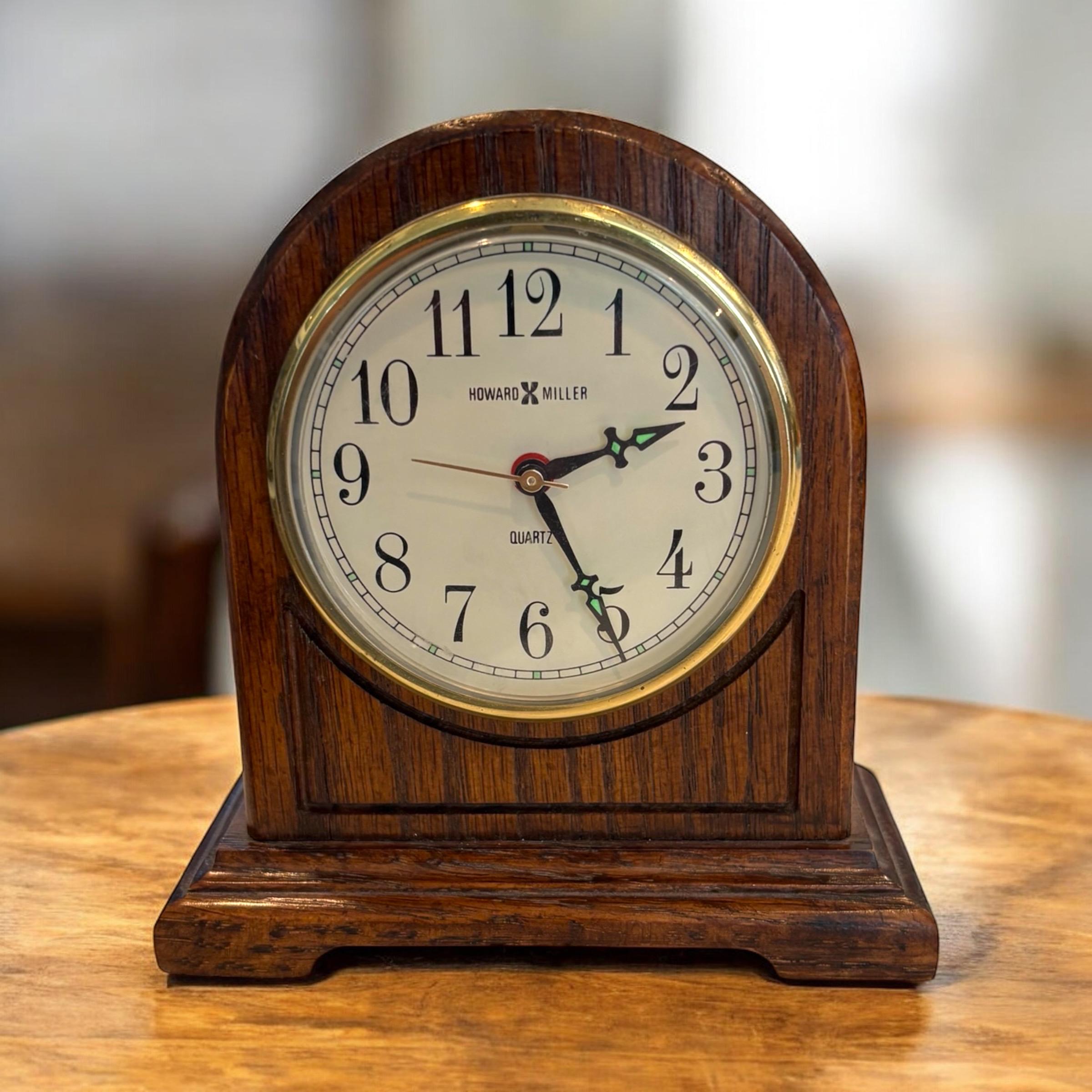 Vintage Howard Miller Desk Clock - Vintage Clock - Howard Miller - Mantle Clock