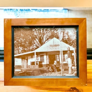 Vintage Framed Oil & Gas Prints - Gas Station Prints - Automobilia Decor