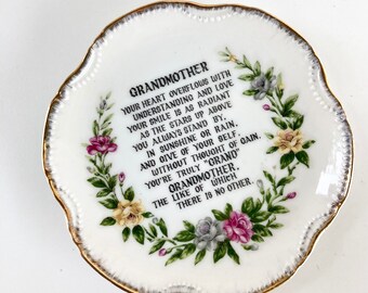 Vintage Collectible souvenir plate - Grandmother gift