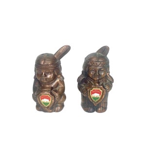 Vintage American Indian Collectible Salt & Pepper shaker souvenirs