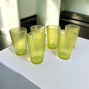 Wonderful set of 6 Mid Century Modern Juice Glasses