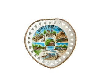 Vintage Souvenir Plate - Knotts Berry Farm - Vintage collectible souvenir plate - Knott's Berry Farm