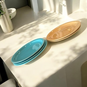 Vintage California Pottery Rainbow Pottery Mixed 5  Piece set - 7&quot; Plates