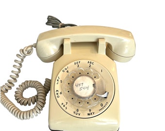 Vintage Wählscheiben-Tischtelefon - Stromberg Carlson-Markentelefon - Schauen Sie sich alle unsere Vintage-Telefone an