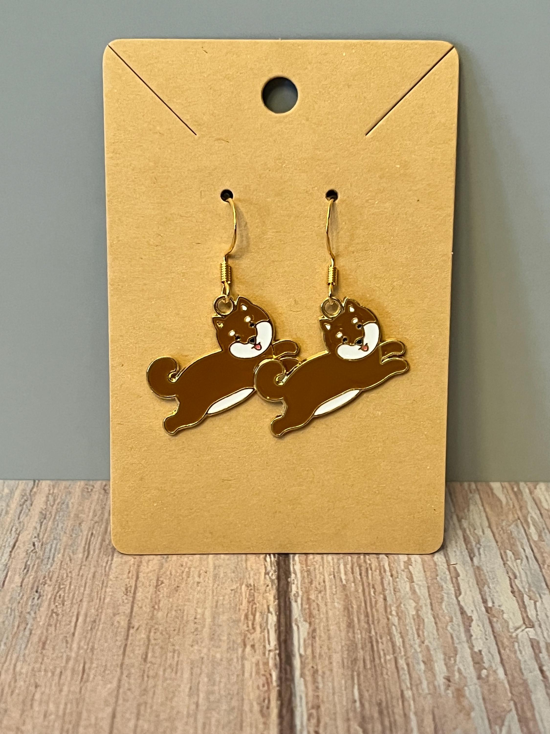 イヤリング  「しばわんこ」 柴犬イヤリング：18Kゴールドメッキワイヤー - Etsy 日本