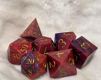 Handmade Swirl Dice Set – Custom Color Resin Dice – DnD Polyhedral Set – RPG Dice Gift