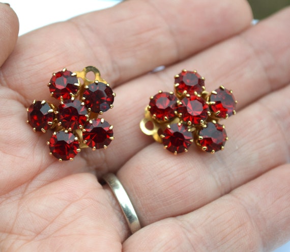 Garnet Red Prong Set Demi-Parure - Mounded Brooch… - image 5