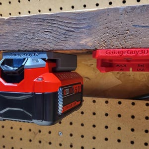 CRAFTSMAN 20V Latching Battery Hanger / Mount