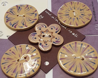 Handmade large ceramic button - single or mixed set of 4 large circle pottery button, handpainted round pink and purple flowers  button C133
