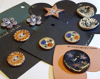 Handmade large ceramic button - single, or mixed set of 4 medium petal pottery button, handpainted multiple colours button C36