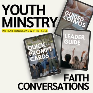 Könnte beinhalten: Ein Bild, das Materialien für die Jugendarbeit bewirbt. Der Text "YOUTH MINISTRY" steht in großen schwarzen Buchstaben, darunter "INSTANT DOWNLOAD & PRINTABLE". Drei Tablets zeigen "GUIDED CONVOS", "LEADER GUIDE" und "QUICK PROMPT CARDS". Unten steht "FAITH CONVERSATIONS".