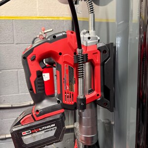 Holds even with an HD 12.0, Milwaukee's heaviest battery available to date!