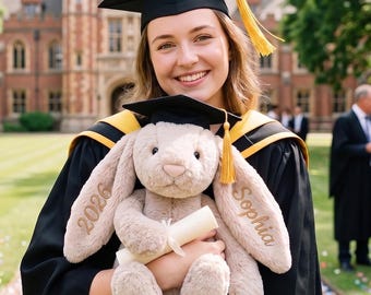 Personalisierte Abschluss Bunny Plüsch,College Abschluss Geschenk, Benutzerdefinierte Name gestickte Bunny, Klasse von 2026