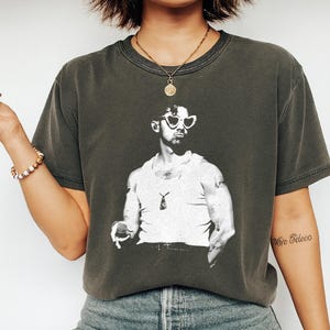 Joe Jonas Retro Graphic Tee: Vintage Musik Fan T-Shirt