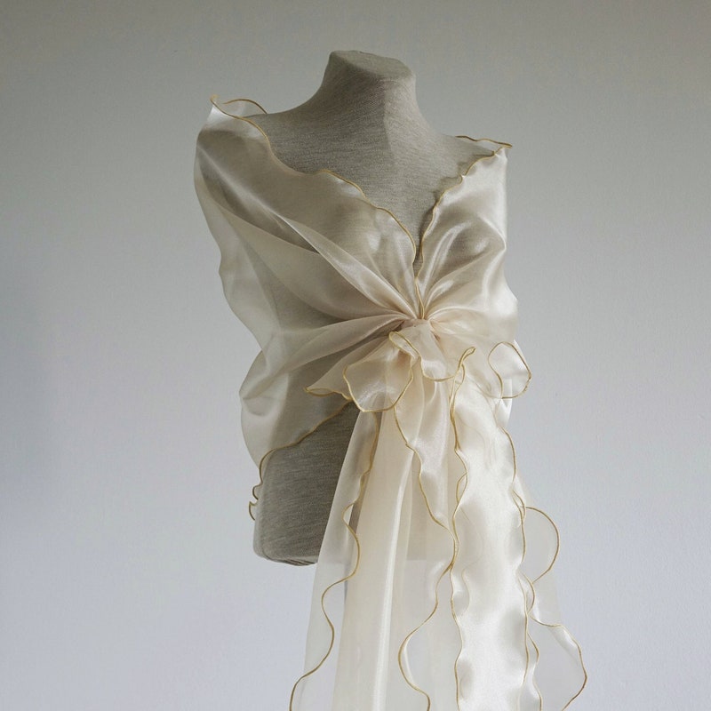 rosie the riveter how to tie bandana