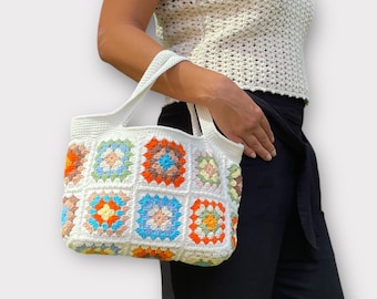 Granny Square Crochet Tapestry Bag Pattern – PDF with Video Tutorial