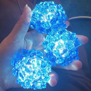 Hextech Crystal Replica, Blue light crystal With Base for Jinx, Jayce, Viktor Cosplay Props League of legends Decor arcane orb gemstone