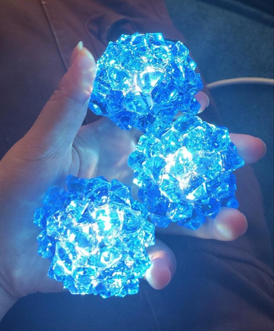 Hextech Crystal Replica, Blue Light Crystal With Base for Jinx