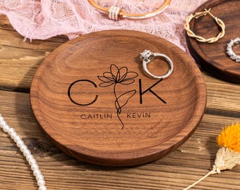 Personalized Ring Dish, Engagement Gifts, Wedding Ring Dish, Custom Jewelry Dish, Wood Ring Holder, Engagement Ring Dish, Anniversary Gifts