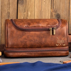 Personalisierte Herren Leder Kulturtasche, Groomsmen Geschenke, Graviertes Dopp Kit, Weihnachtsgeschenk für Ihn, Golfer Kulturtasche, Bräutigam Hochzeitsgeschenk