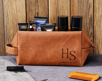 Personalized Men's Toiletry Bag, Groomsmen Gift, Custom Travel Toiletry Bag Dopp Kit, Christmas Gift ideas for Him, Anniversary Gift for Men