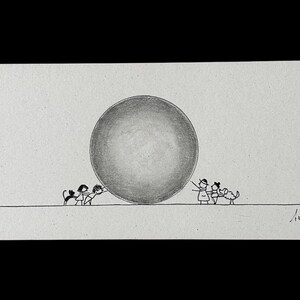 Equilibrio familiar. Dibujo original realizado con tinta y grafito sobre cartón (22,5 × 8,2 cm).
