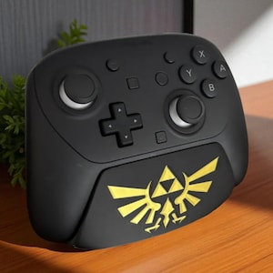 Fantasy Hero Controller Stand | 3D Printed Display Dock | Symbolic Gaming Accessory | Custom Gift for Gamers