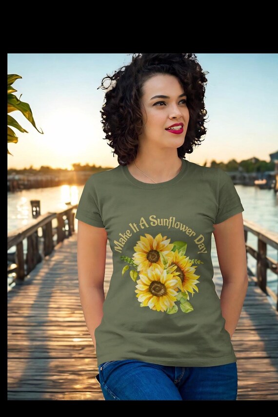 Sunflower Tee with Bouquet Design, Casual Floral T-Shirt
