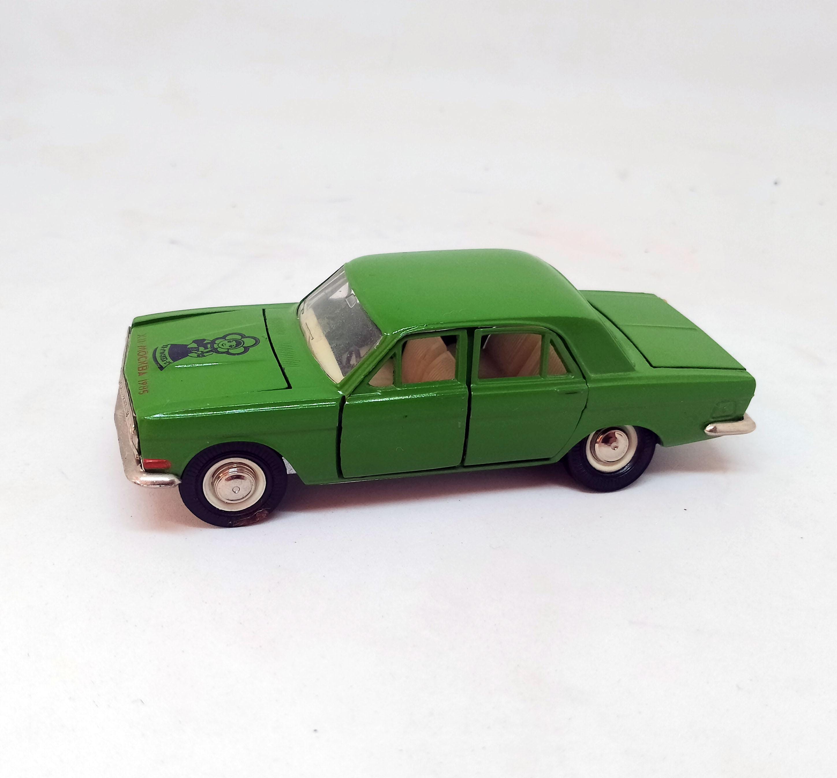 Vintage USSR Diecast Car GAZ-24 