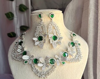 Set di collane con diamanti americani/Collana con zirconi cubici/Gioielli indiani/Gioielli da ricevimento/Gioielli di Bollywood/Set di collane vistose