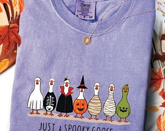 Comfort Colors® Nur ein gruseliges Gänse-Shirt, lustiges Halloween-Gans-Shirt, niedliches Herbst-Grafik-T-Shirt, dummes Gänse-Kostüm-Hemd