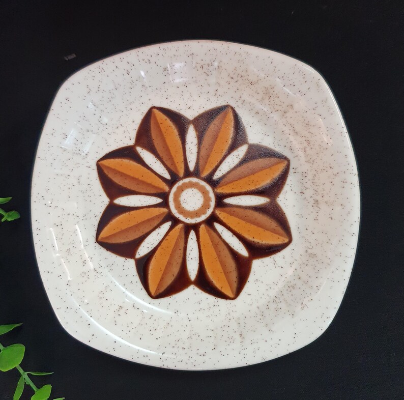 Vintage Palissy Royal Worcester Butter or Preserve Dish Set with Original Spoon & Packaging, 1970s Retro Kismet Flower, Mid Century Gift Set image 8