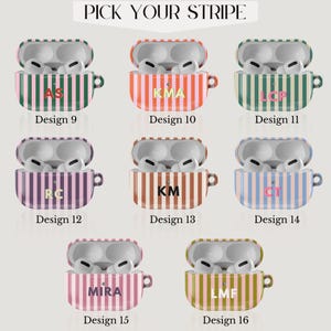Puede incluir: Una selecci&oacute;n de fundas personalizadas para AirPod Pro con dise&ntilde;os de rayas. Cada funda tiene forma de taza de t&eacute; y presenta iniciales en un color contrastante. Las fundas est&aacute;n disponibles en varias combinaciones de colores, con el texto "Pick Your Stripe".