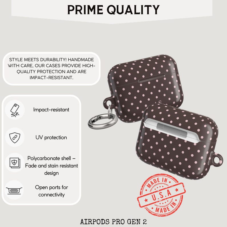 Puede incluir: Fundas marrones para Airpods Pro Gen 2 con un estampado de lunares. Las fundas son resistentes a los impactos y est&aacute;n fabricadas en EE. UU. Las fundas tienen una carcasa de policarbonato y puertos abiertos para la conectividad.