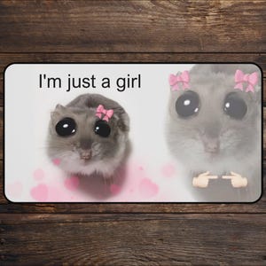 Tapete de juego de TCG de hámster para fans de MTG, tapete de escritorio de anime "I'm Just a Girl", tapete de juego personalizado para juegos de cartas mágicas, alfombrilla de ratón meme, tapetes de juego de DnD y MTG.