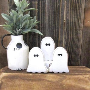 Rustic Wooden Ghost: Halloween Tiered Tray Decor, Recycled Wood