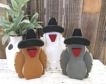 7 1/2 inch Pilgrim Turkey, wood turkey, fall tray decor, rustic turkey, shelf sitter, Thanksgiving decor, fall home decor, sold individually