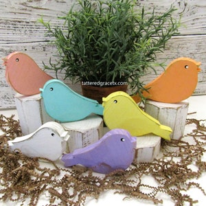 Rustic Wooden Bird Shelf Sitter: Spring Tiered Tray Decor
