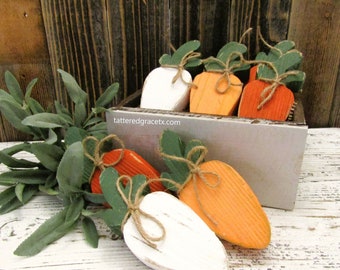 Chunky Wood Carrots Easter Decor,  Rustic Easter Decor, Easter Basket Filler, Spring Wood Decor, Easter Tray Decor,  Single or Set, C101