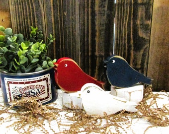 Small Wood Bird, Patriotic Tiered Tray Decor, Bird Decor, Rustic Decor, Painted Bird, Shelf Sitter, Summer decor B104