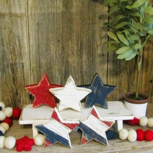 4 1/2 Inch Wood Star, Patriotic Decor, Americana Decor, Memorial Day Decor, July 4th Decor, Patriotic Tray Decor