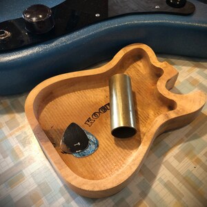 Guitar pick tray, change tray, guitar-shaped Guitar Lovers Gift, Fathers Day
