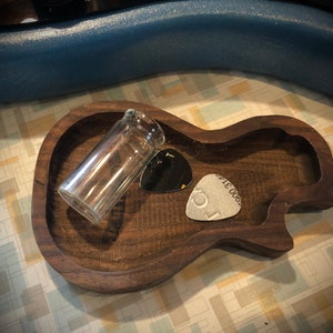 Guitar pick tray, change tray, guitar-shaped Guitar Lovers Gift, Fathers Day